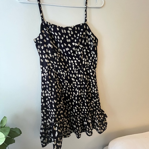 Princess Polly navy and white polkadot mini sun dress - Picture 2 of 6